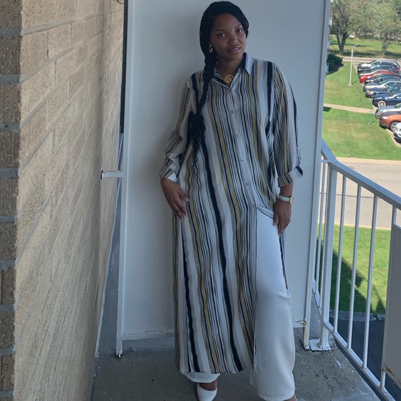 Ankle-length, collared Blouse-dress. - Picture 4 of 4